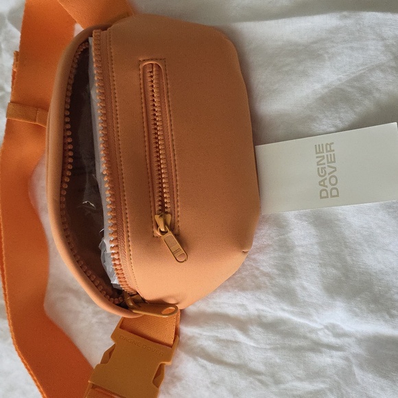 Dagne Dover NWT Ace Fanny Pack - Picture 4 of 11